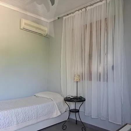 Marema 1 * Κόμποι